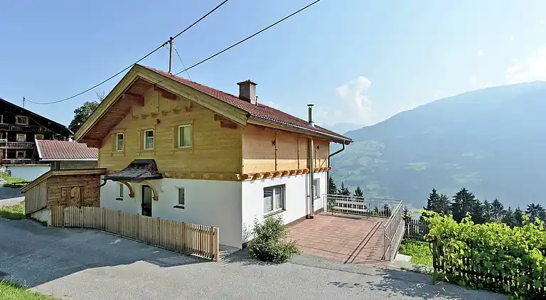 Cottage in Aschau im Zillertal