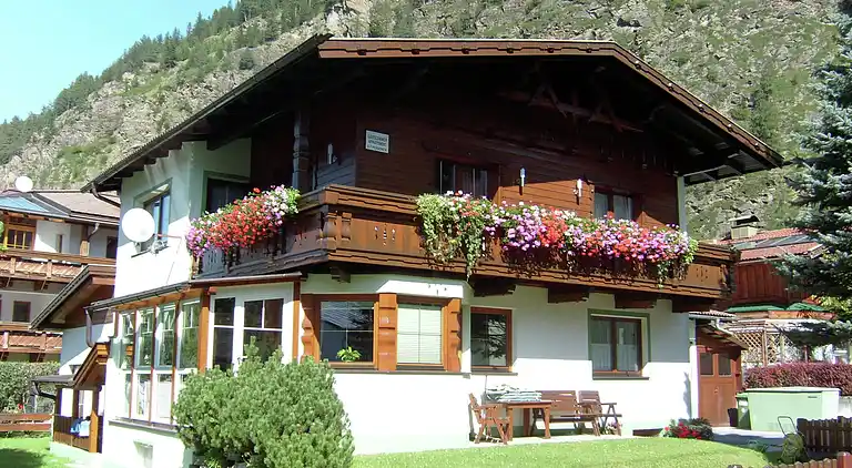 Apartment in Längenfeld