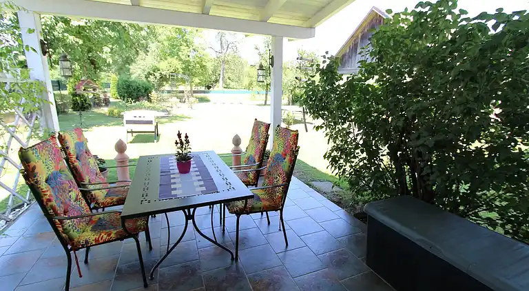 Farm house in Hörtendorf