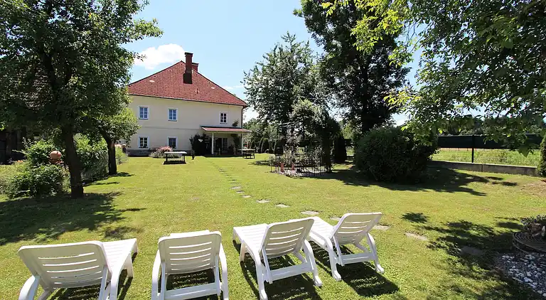 Farm house in Hörtendorf
