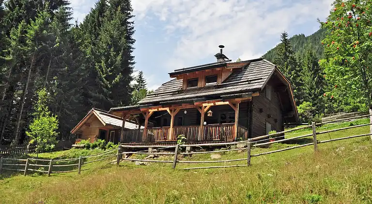 Cottage in Teuchl