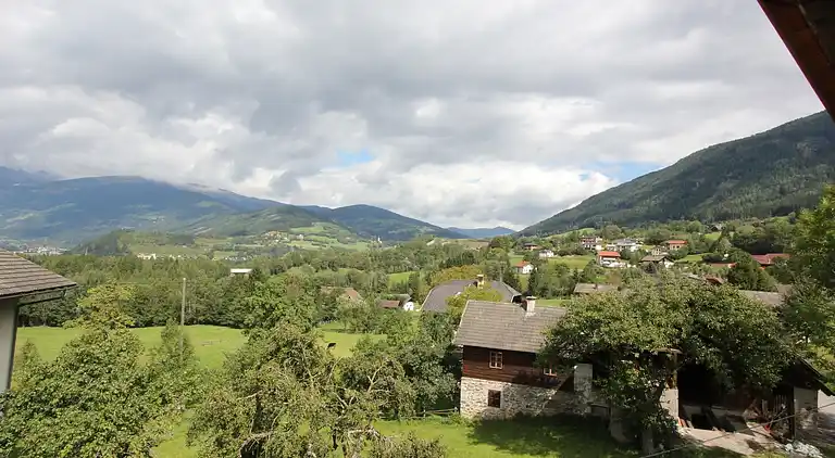 Semesterbostad i Landfraß