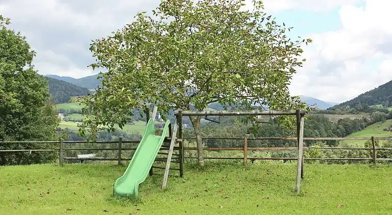 Semesterbostad i Landfraß