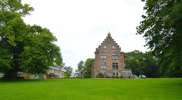 Holiday home in Haltinne