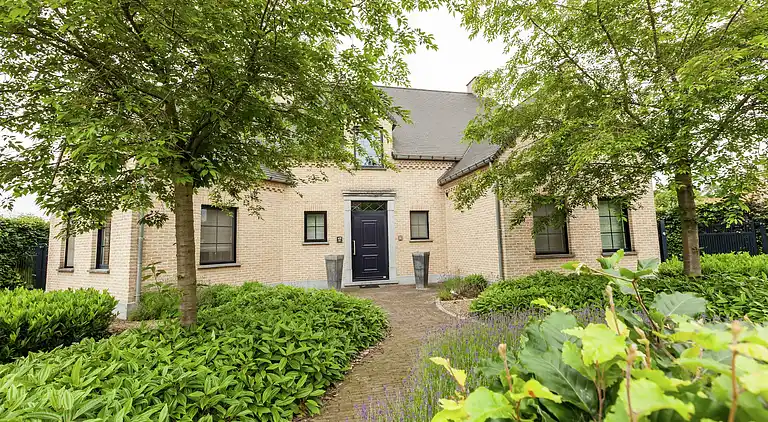 Villa i Klein-Gelmen