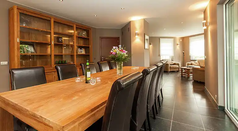 Villa i Klein-Gelmen