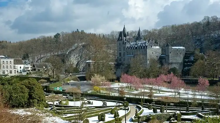 Holiday home in Somme-Leuze