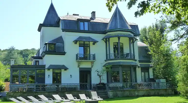 Herregård i Hastiere