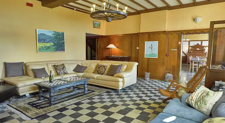 Holiday home in Houyet