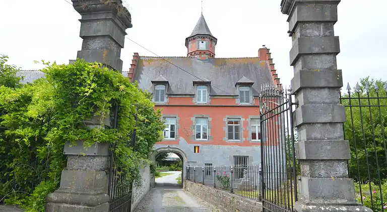 Holiday home in Senzeilles
