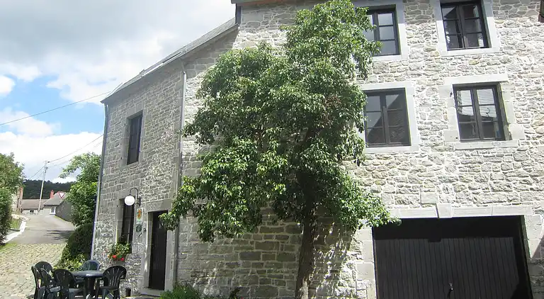 Holiday home in Treignes