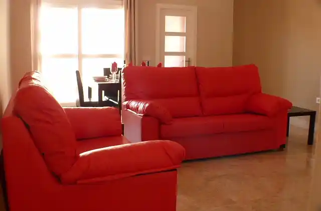 PF08 - 3 bedroom apartment next to the pool