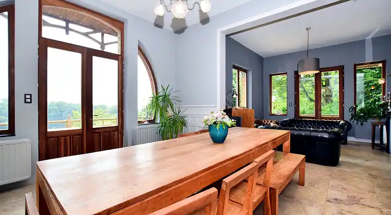 Manor house in Flobecq-Bois