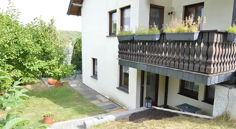 Holiday home in Niederehe