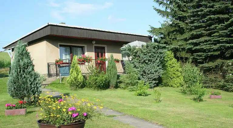 Holiday home in Mittelndorf