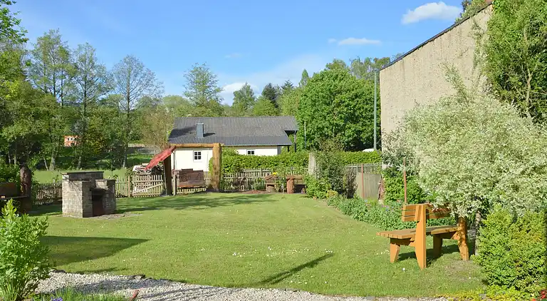 Holiday home in Dierfeld