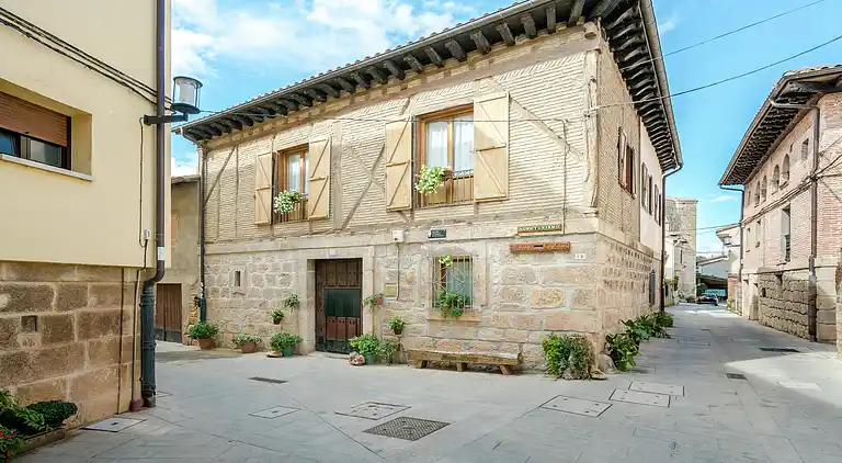 Manor house in Bastida