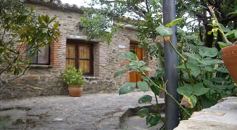 Farm house in Valencia de Alcántara