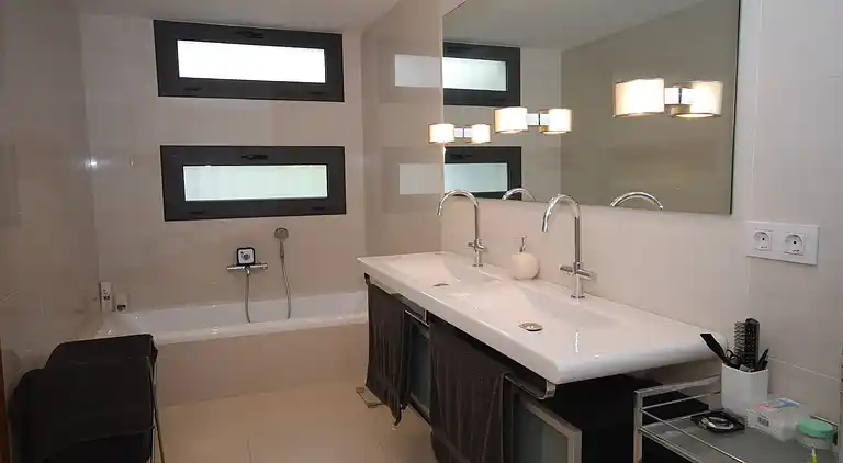 Villa in Santa Maria de Solius