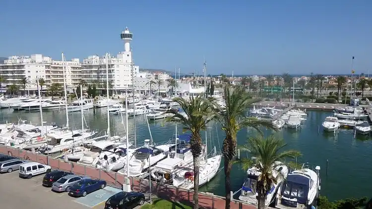 Apartment in Empuriabrava