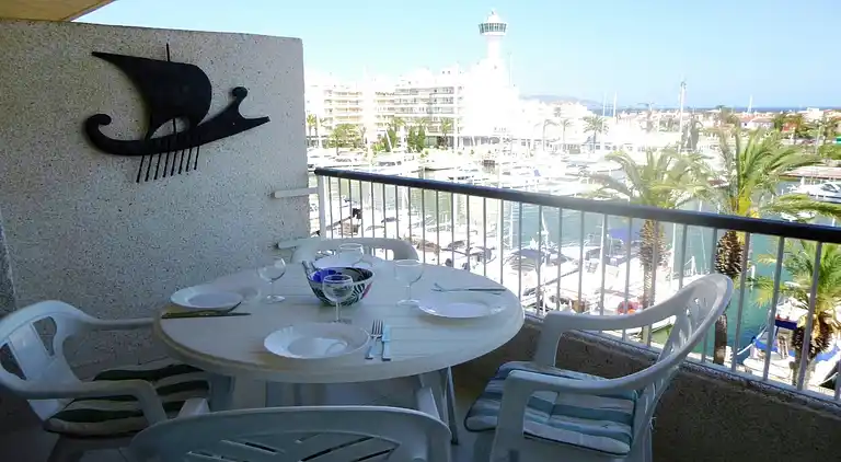 Apartment in Empuriabrava