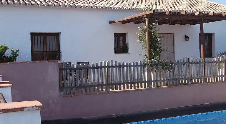 Farm house in Fuentes de Cesna