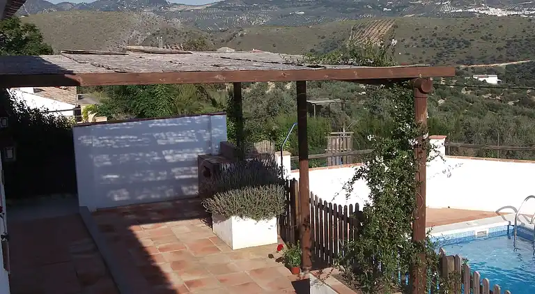 Farm house in Fuentes de Cesna