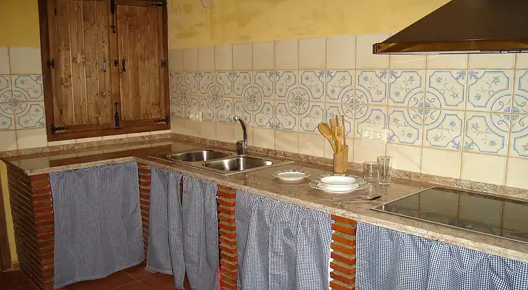 Farm house in Fuentes de Cesna