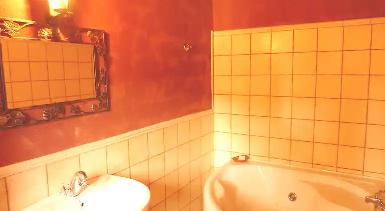 Farm house in Fuentes de Cesna