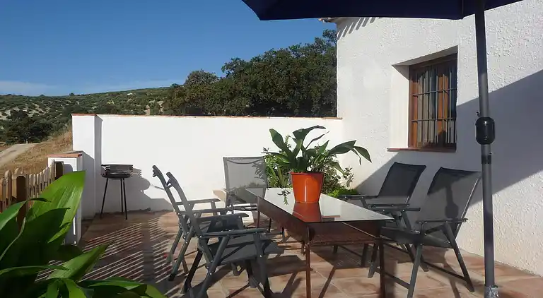 Farm house in Fuentes de Cesna