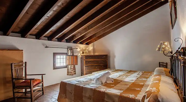 Gårdshus i Fuentes de Cesna