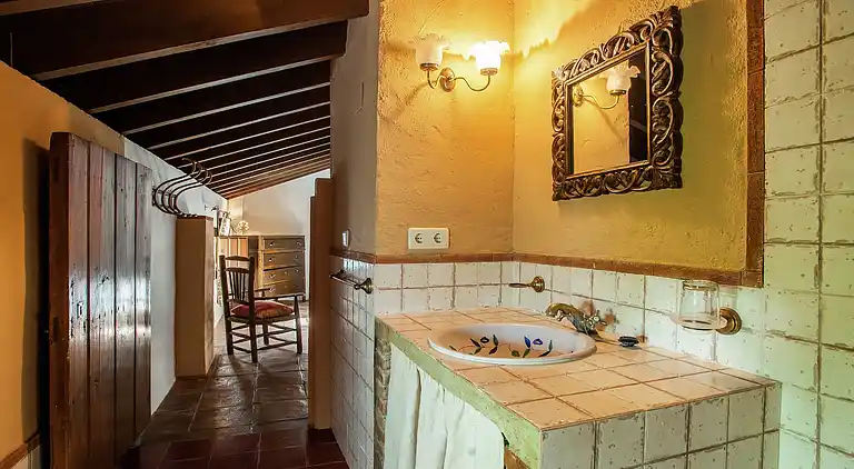 Gårdshus i Fuentes de Cesna