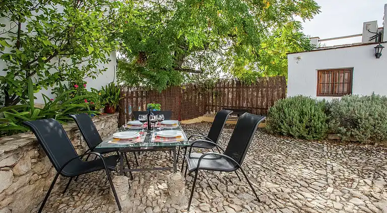 Gårdshus i Fuentes de Cesna