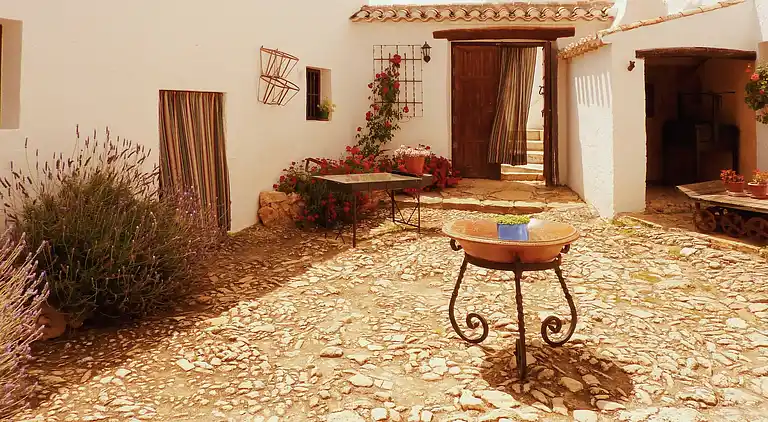 Gårdshus i Fuentes de Cesna