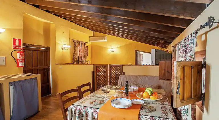 Gårdshus i Fuentes de Cesna