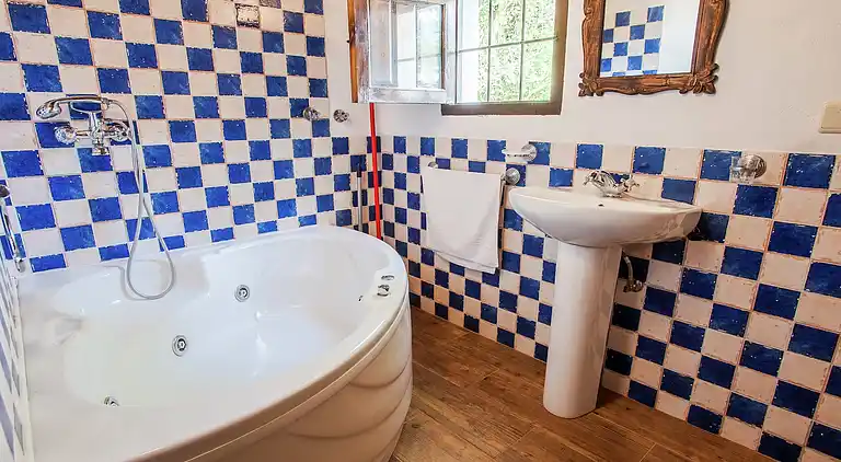 Gårdshus i Fuentes de Cesna