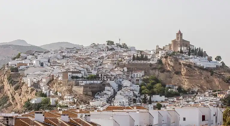 Gårdshus i Fuentes de Cesna