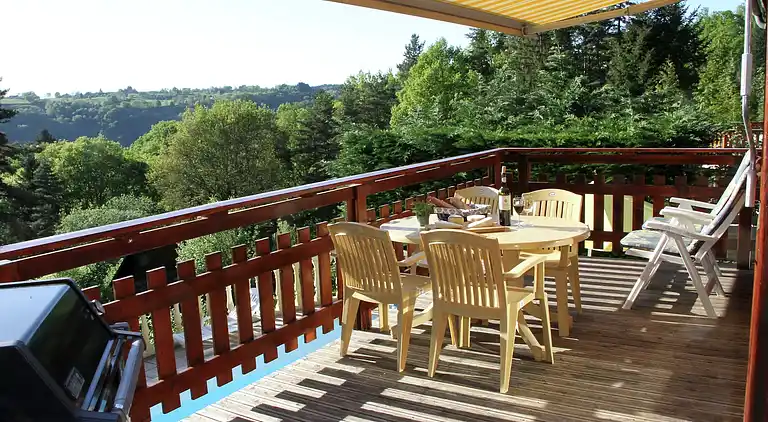 Semesterbostad i Lanobre