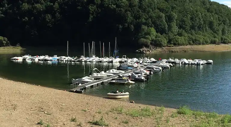 Semesterbostad i Lanobre