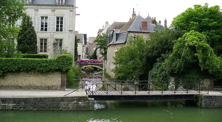 Holiday home in Oussoy-en-Gâtinais