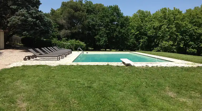 Castle in Jonquières