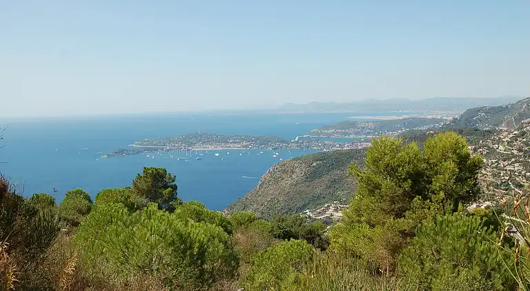 Lägenhet i La Turbie