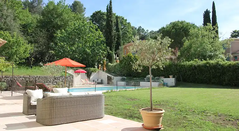 Villa in Valbonne