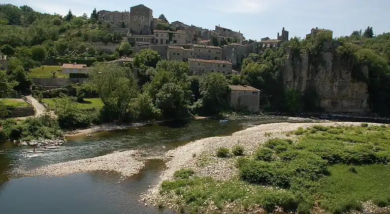 Villa i Largentière