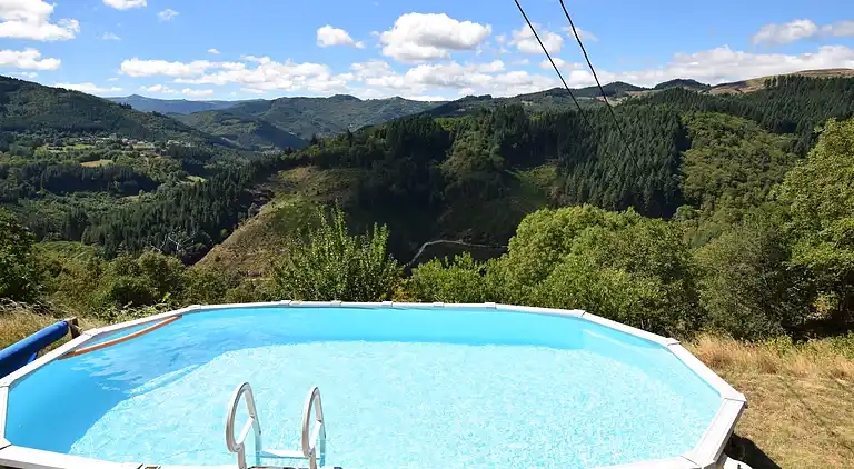 Vakantiehuis in Saint-Barthélemy-le-Meil