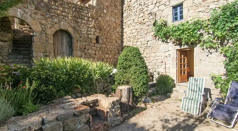 Ferielejlighed i Labastide-sur-Bésorgues