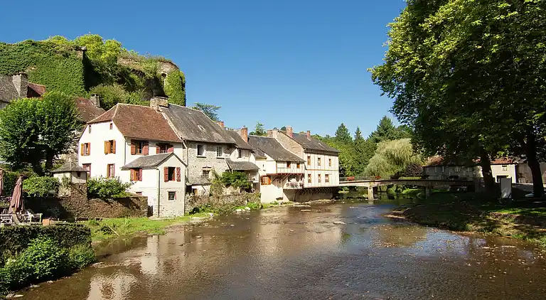 Hytte i Arnac-Pompadour