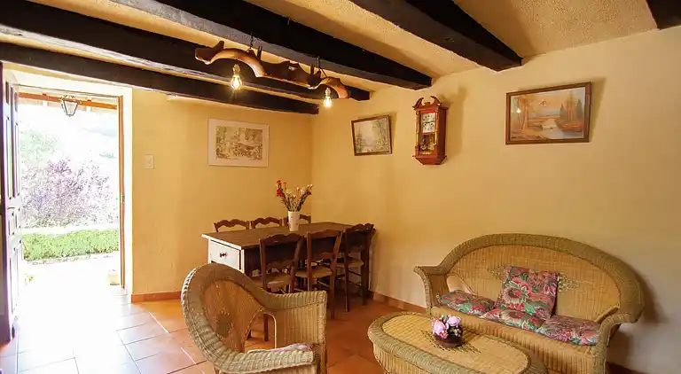 Cottage in Chartrier-Ferrière