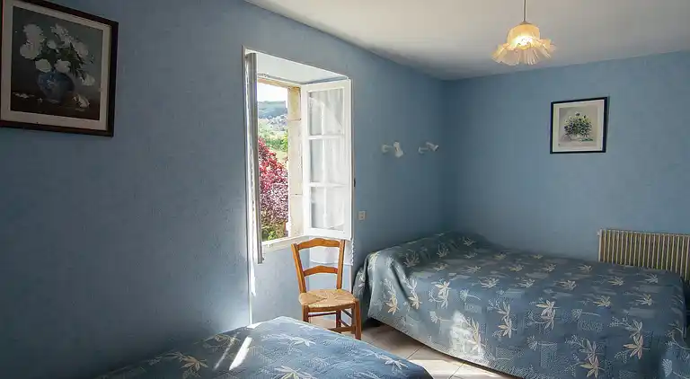 Cottage in Chartrier-Ferrière