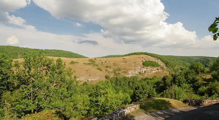 Cottage in Chartrier-Ferrière